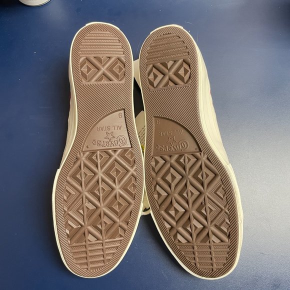 NWOB Comme Des Garçons Play x Converse Chuck 70 Ox "Multi Hearts White" Sneakers - Picture 10 of 14